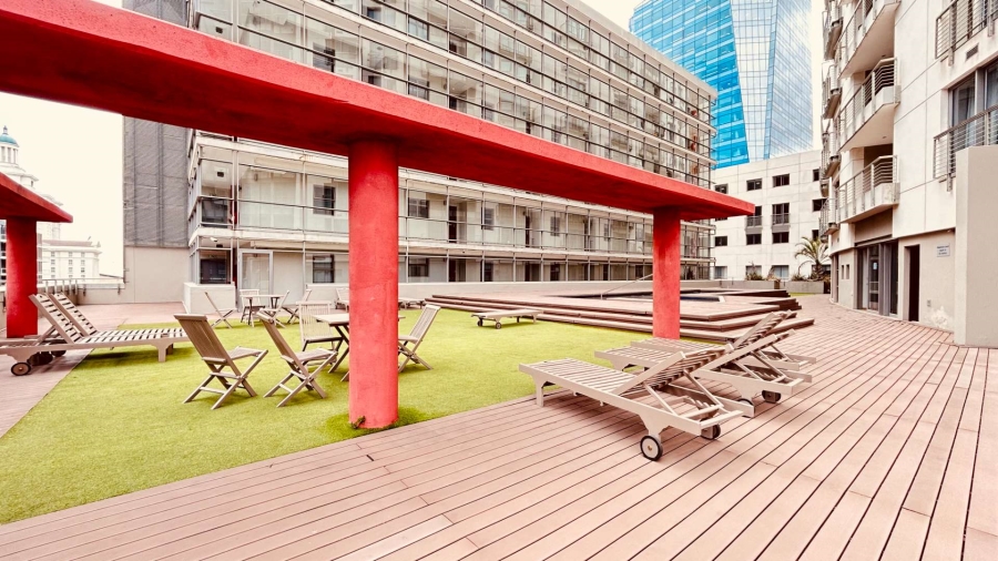 1 Bedroom Property for Sale in Cape Town City Centre Western Cape